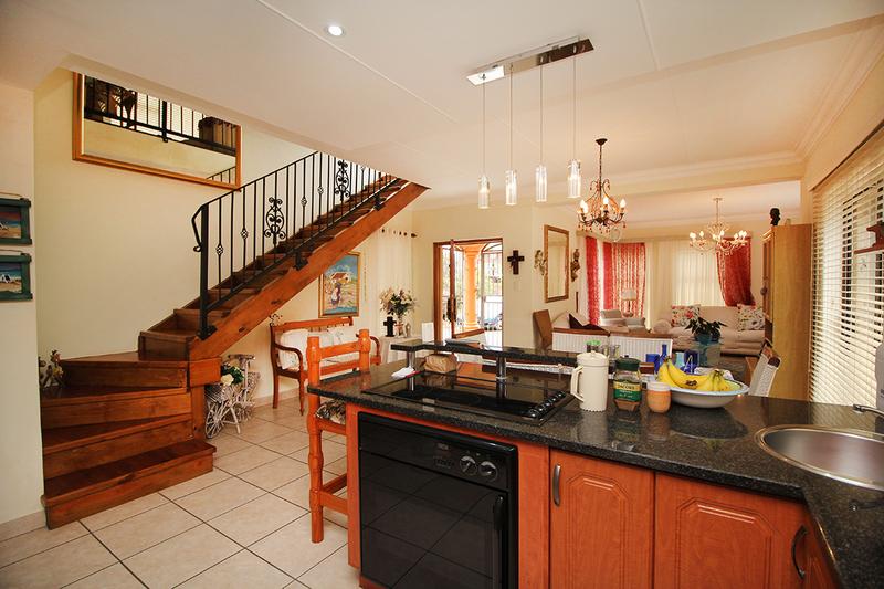 3 Bedroom Property for Sale in Reebok Western Cape